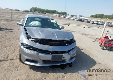 2017 Dodge Charger Sxt z USA, uszkodzony, nr VIN 2C3CDXJG4HH621114